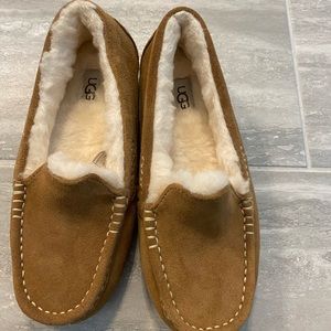 Brand new, never worn size 6 UGG a moccasins.